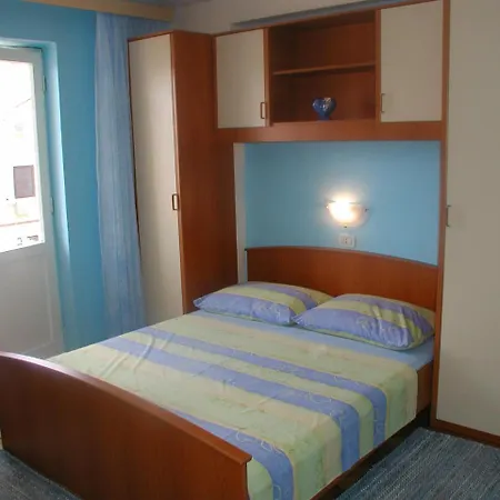 Studio In 33596 Apartament *